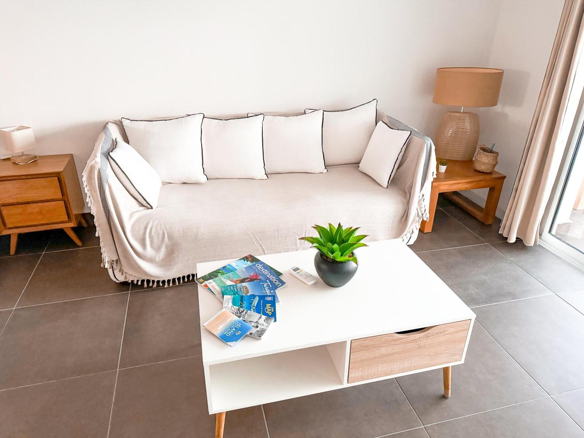 Top Floor Unit 520 Ft2 - 48 M2 With Stunning Dominant View On Ocean, St Barth, Orient Bay Cul de Sac Exteriör bild