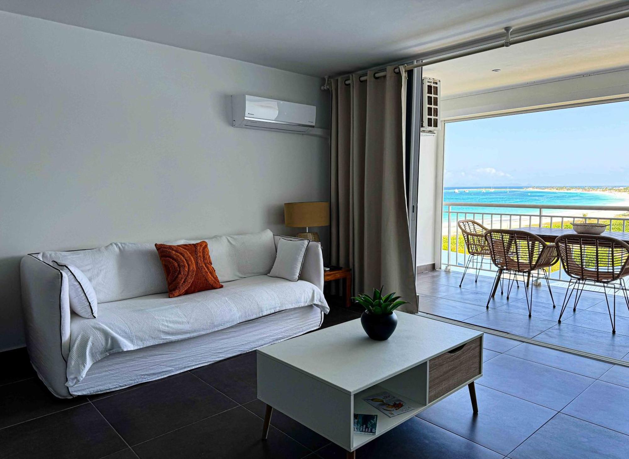 Top Floor Unit 520 Ft2 - 48 M2 With Stunning Dominant View On Ocean, St Barth, Orient Bay Cul de Sac Exteriör bild